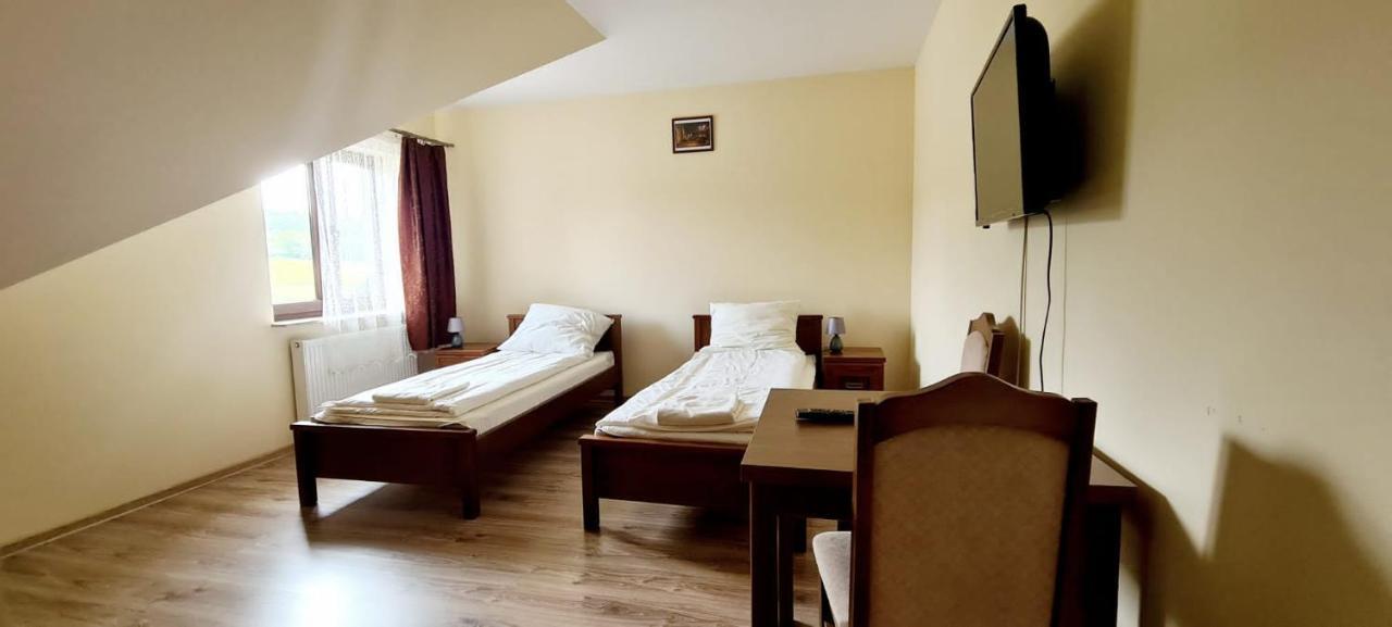 Gosciniec Na Stoku Pokoje 2,3,4 Osobowe, Cisza, Spokoj, Widok Na Stok Narciarski, Lasy, Laki Bobliwo Exteriör bild