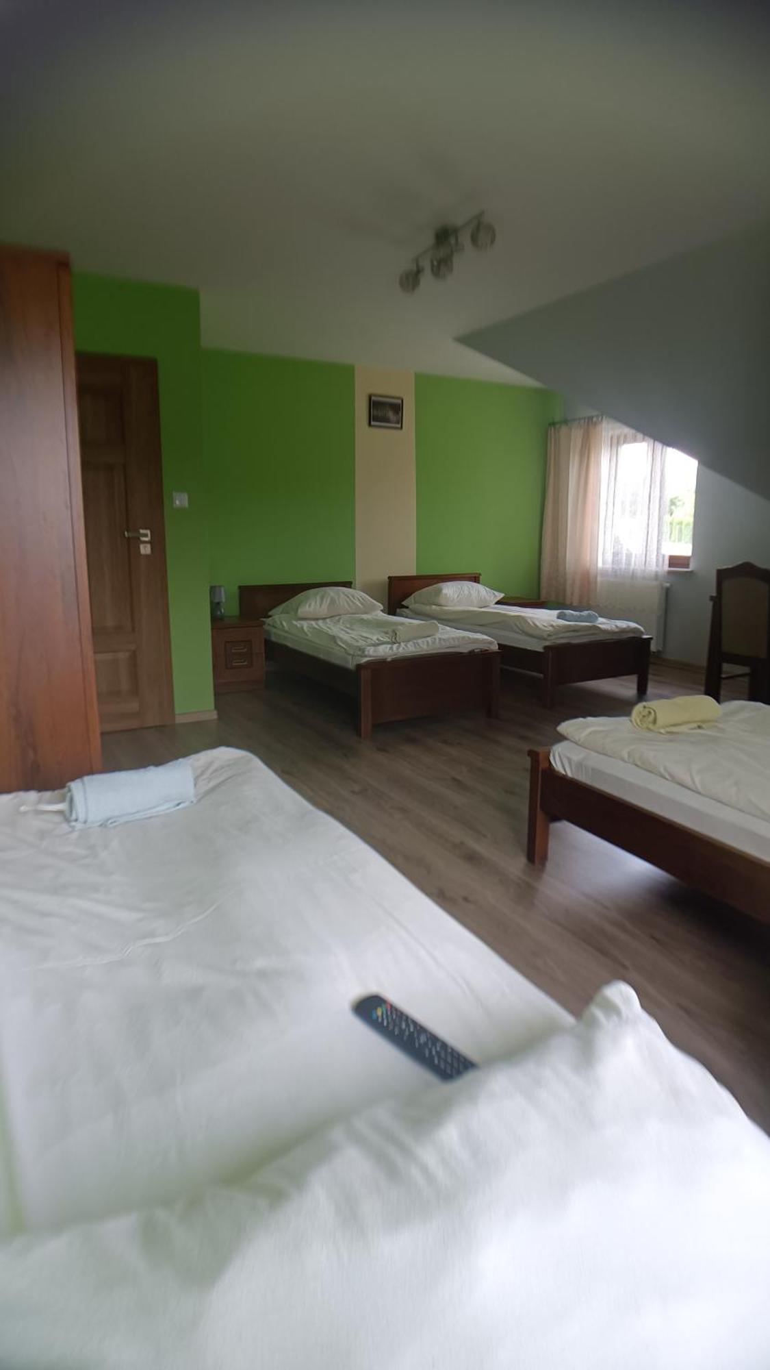 Gosciniec Na Stoku Pokoje 2,3,4 Osobowe, Cisza, Spokoj, Widok Na Stok Narciarski, Lasy, Laki Bobliwo Exteriör bild